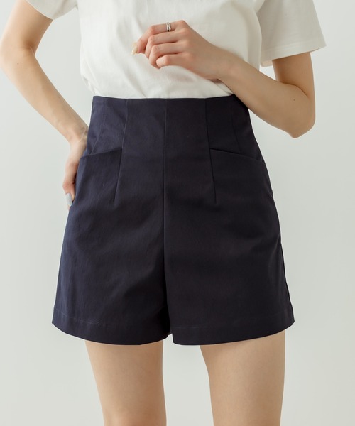 OLIVE des OLIVE(オリーブデオリーブ)の「すっきり美脚ショートパンツ(その他パンツ・レディース・ネイビー/オフホワイト・FREE)」の9枚目の写真