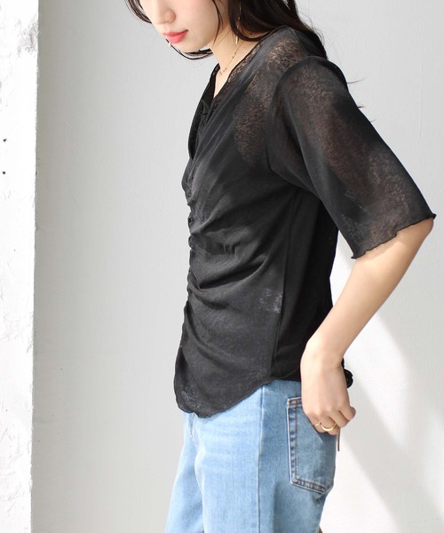 GeeRA(ジーラ)の「Vネックシャーリングカットソー(Tシャツ/カットソー・レディース・グリーン/ブラック/ライトグレー/オフホワイト・LARGE/MEDIUM/SMALL)」の21枚目の写真