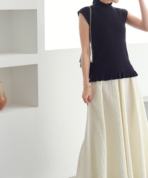 KOBE LETTUCE（コウベレタス）の「モックネックorフリルネック2タイプリブニットトップス（ニット/セーター・レディース・ブラック系/パープル系1/グリーン/グレー/オフホワイト/レッド/グリーン系/パープル系/レッド系/ベージュ系/ブラック/ホワイト系/グレイッシュベージュ/グレー系・B/A）」の16枚目の写真