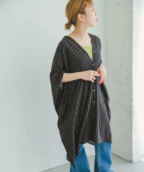 ITEMS URBANRESEARCH(アイテムズ アーバンリサーチ)の「ヨウリュウストライプチュニック(シャツ/ブラウス・レディース・チャコールグレー/ライトベージュ・FREE)」の7枚目の写真