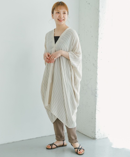 ITEMS URBANRESEARCH(アイテムズ アーバンリサーチ)の「ヨウリュウストライプチュニック(シャツ/ブラウス・レディース・チャコールグレー/ライトベージュ・FREE)」の17枚目の写真
