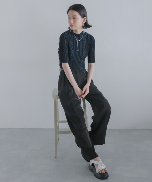 HARE(ハレ)の「クロップドガラハイネックニット(HARE)(ニット/セーター・レディース・ブラック/オレンジ・FREE)」の16枚目の写真