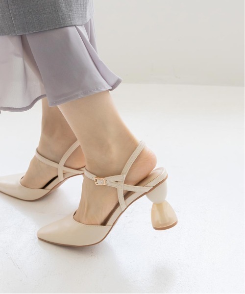 RANDA（ランダ）の「ヒールコンシャスバックストラップパンプス（パンプス・レディース・イエロー/アイボリー/ブラック・S/M/LL/L）」の8枚目の写真