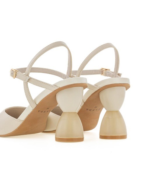 RANDA（ランダ）の「ヒールコンシャスバックストラップパンプス（パンプス・レディース・イエロー/アイボリー/ブラック・S/M/LL/L）」の18枚目の写真