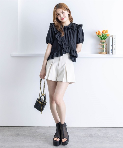 clear（クリア）の「アシンメトリーフリルデザインブラウス≪2024SS≫（シャツ/ブラウス・レディース・ピンク/オフホワイト/ブラック/ベージュ・F）」の6枚目の写真