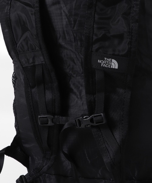 THE NORTH FACE（ザノースフェイス）の「THE NORTH FACE　Mayfly Pack 22（バックパック/リュック・レディース・グレー/ブラック・ONE）」の11枚目の写真