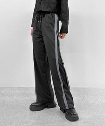 【LVEU.】バイカラーラインジャージパンツ / ボトムス パンツ ジャージ バイカラー サイドライン ストレッチ イージー ワイド ブラック