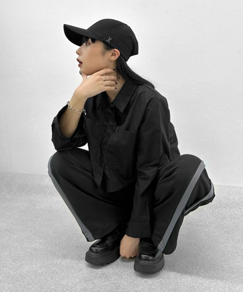 LVEU.（ラブユ.）の「【LVEU.】バイカラーラインジャージパンツ / ボトムス パンツ ジャージ バイカラー サイドライン ストレッチ イージー ワイド ブラック（その他パンツ・レディース・ブラック・FREE）」の4枚目の写真