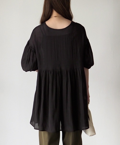 Riberry（リベリー）の「バルーンスリーブシアーブラウス（シャツ/ブラウス・レディース・オフホワイト/ブラック・MEDIUM）」の3枚目の写真