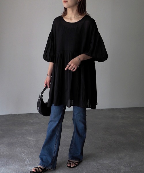 Riberry（リベリー）の「バルーンスリーブシアーブラウス（シャツ/ブラウス・レディース・オフホワイト/ブラック・MEDIUM）」の17枚目の写真