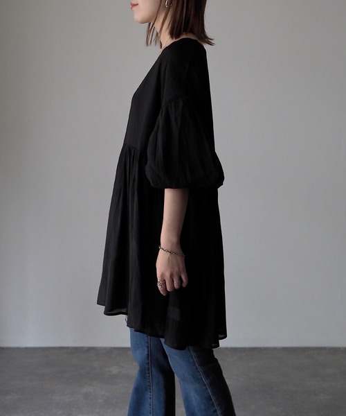 Riberry（リベリー）の「バルーンスリーブシアーブラウス（シャツ/ブラウス・レディース・オフホワイト/ブラック・MEDIUM）」の15枚目の写真