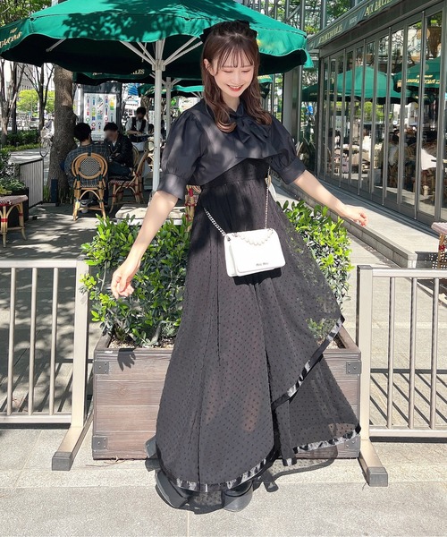 apres jour by あかちゃす(アプレジュールバイアカチャス)の「【あかちゃすコラボアイテム】ショートボウタイブラウス【ZOZOTOWN限定アイテム】(シャツ/ブラウス・レディース・ブラック/オフホワイト・X-LARGE/フリー)」の14枚目の写真