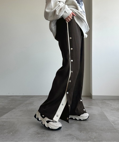 apres jour mignon（アプレジュールミニョン）の「バスケパンツ【ZOZOTOWN限定アイテム】（その他パンツ・レディース・ブラック/グレー/オフホワイト/チャコールグレー/ブラウン系その他・MEDIUM/SMALL/X-LARGE）」の3枚目の写真