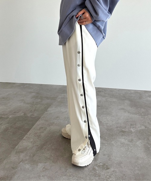 apres jour mignon（アプレジュールミニョン）の「バスケパンツ【ZOZOTOWN限定アイテム】（その他パンツ・レディース・ブラック/グレー/オフホワイト/チャコールグレー/ブラウン系その他・MEDIUM/SMALL/X-LARGE）」の8枚目の写真