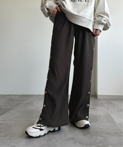 apres jour mignon（アプレジュールミニョン）の「バスケパンツ【ZOZOTOWN限定アイテム】（その他パンツ・レディース・ブラック/グレー/オフホワイト/チャコールグレー/ブラウン系その他・MEDIUM/SMALL/X-LARGE）」の22枚目の写真