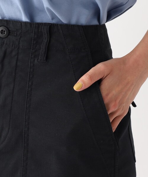 OPAQUE.CLIP（オペークドットクリップ）の「オーガニックコットン混 ベイカースカート【洗濯機洗い可/ストレッチ】（スカート・レディース・カーキ/ブラック/ボルドー・42/40/38/36/34）」の6枚目の写真