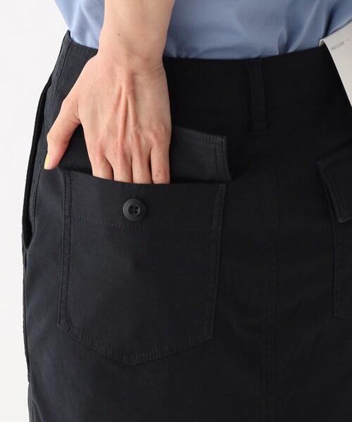 OPAQUE.CLIP（オペークドットクリップ）の「オーガニックコットン混 ベイカースカート【洗濯機洗い可/ストレッチ】（スカート・レディース・カーキ/ブラック/ボルドー・42/40/38/36/34）」の7枚目の写真