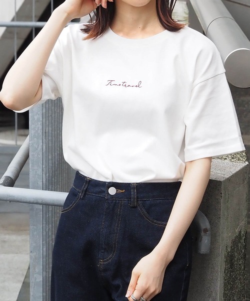 tiptop（ティップトップ）の「綿100％アソート刺繍Tシャツ（Tシャツ/カットソー・レディース・ホワイト系その他2/ブラック/ホワイト系その他/ホワイト系その他3/オフホワイト/ブラック系その他/ホワイト系その他4/ブラック系その他2/ホワイト系その他5・FREE）」の4枚目の写真