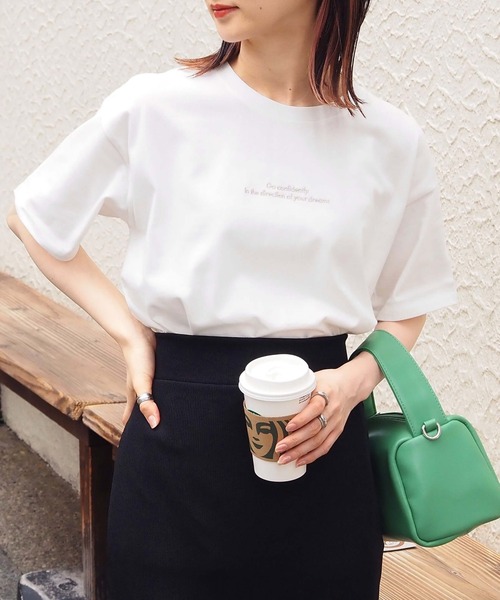 tiptop（ティップトップ）の「綿100％アソート刺繍Tシャツ（Tシャツ/カットソー・レディース・ホワイト系その他2/ブラック/ホワイト系その他/ホワイト系その他3/オフホワイト/ブラック系その他/ホワイト系その他4/ブラック系その他2/ホワイト系その他5・FREE）」の15枚目の写真