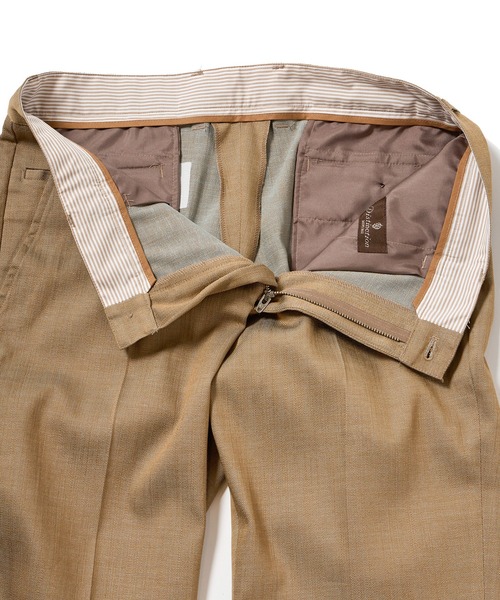 MEN'S BIGI（メンズビギ）の「スラブデイム調ロイヤルオックスシャンブレースラックスパンツ（スラックス・メンズ・ベージュ/ネイビー/ブラウン/グレー・01/02/03/04）」の6枚目の写真