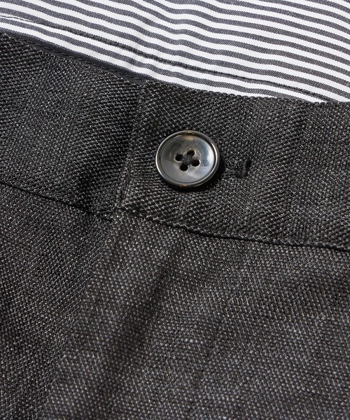 MEN'S BIGI（メンズビギ）の「スラブデイム調ロイヤルオックスシャンブレースラックスパンツ（スラックス・メンズ・ベージュ/ネイビー/ブラウン/グレー・01/02/03/04）」の12枚目の写真