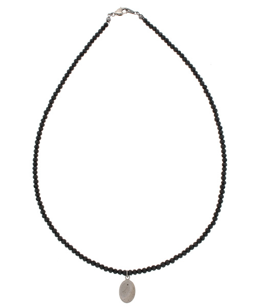 WEGO（ウィゴー）の「WEGO/マリアブラックネックレス（ネックレス・メンズ・ゴールド/ブラック・FREE）」の2枚目の写真