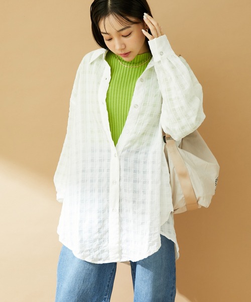 VIS(ビス)の「【洗える】オーバーサイズチェックシアーシャツ(シャツ/ブラウス・レディース・ホワイト/ブラック/ブルー系その他4・FREE)」の2枚目の写真
