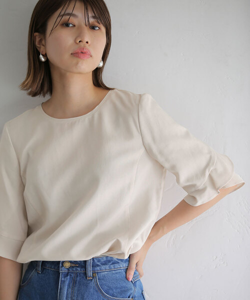 La TOTALITE（ラトータリテ）の「《追加3》フリルスリーブブラウス（シャツ/ブラウス・レディース・ベージュ/ホワイト/ブラック・FREE）」の3枚目の写真