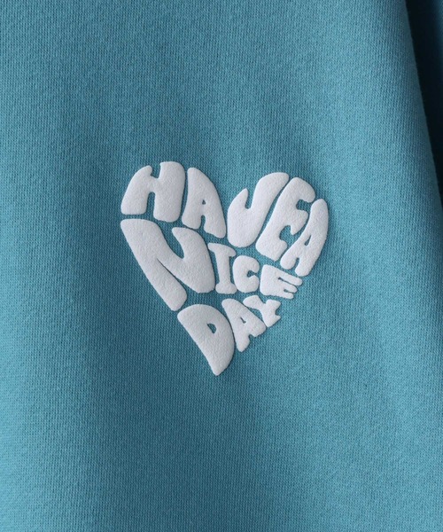 SITRY（シトリー）の「Big silhouette half zip heart logo foam print sweat shirt / ビッグシルエット ハーフジップ ハートロゴ 発泡プリント スウェットシャツ（スウェット・メンズ・ブラック/ホワイト/グレイッシュブルー・L/M）」の8枚目の写真