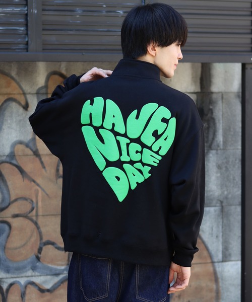 SITRY（シトリー）の「Big silhouette half zip heart logo foam print sweat shirt / ビッグシルエット ハーフジップ ハートロゴ 発泡プリント スウェットシャツ（スウェット・メンズ・ブラック/ホワイト/グレイッシュブルー・L/M）」の19枚目の写真
