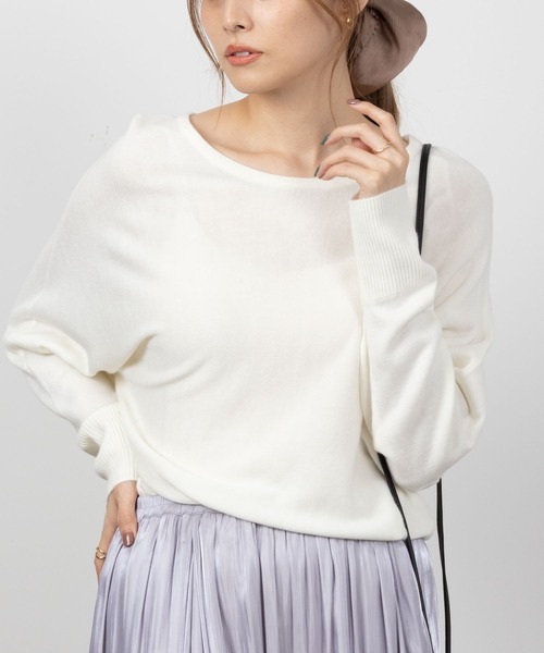 NAVY(ネイビー)の「NAVY 洗えるニット カシミヤタッチ ドルマンプルオーバー(ニット/セーター・レディース・グレイッシュベージュ/ブラック/ブルー/ホワイト・M/L)」の1枚目の写真