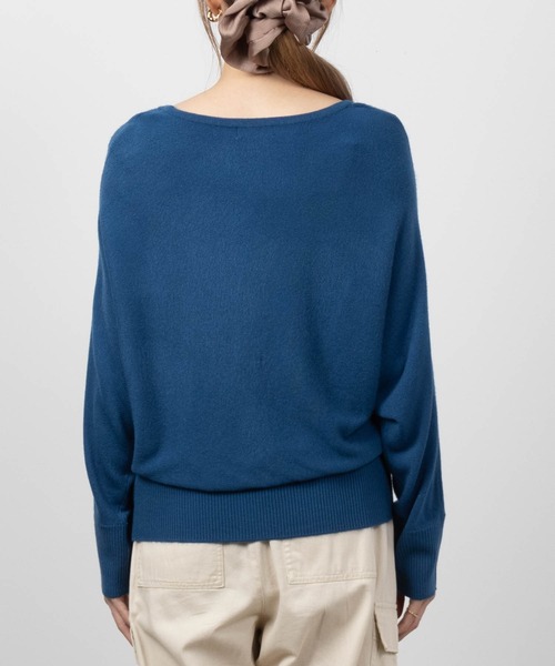 NAVY(ネイビー)の「NAVY 洗えるニット カシミヤタッチ ドルマンプルオーバー(ニット/セーター・レディース・グレイッシュベージュ/ブラック/ブルー/ホワイト・M/L)」の7枚目の写真