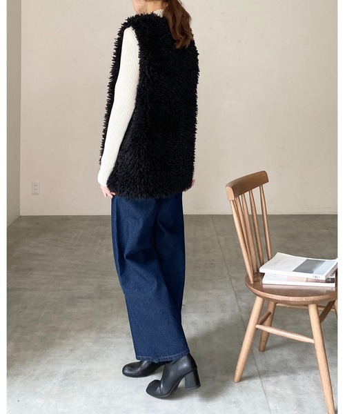 セール】ノーカラーボリュームプードルファーベスト（ベスト）｜She's