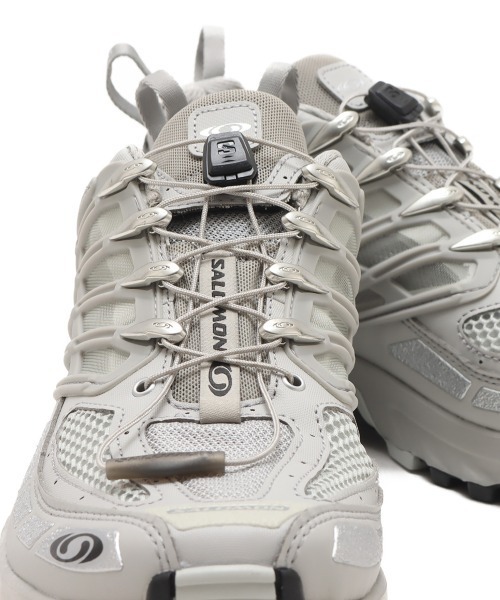 SALOMON(サロモン)の「SALOMON ACS PRO / サロモン エーシーエス プロ(スニーカー・メンズ・シルバー・26.0cm/27.5cm/27.0cm/29.0cm/26.5cm/28.5cm/28.0cm/25.5cm/25.0cm/24.5cm/23.5cm/23.0cm/24.0cm/30.0cm)」の16枚目の写真