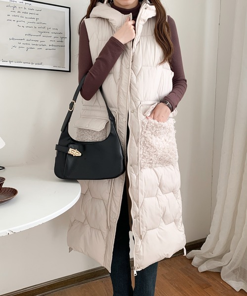 ABITOKYO（アビトーキョー）の「ボアポケット中綿フーディロングベスト（ダウンベスト・レディース・アイボリー/ブラック/ベージュ・FREE）」の7枚目の写真