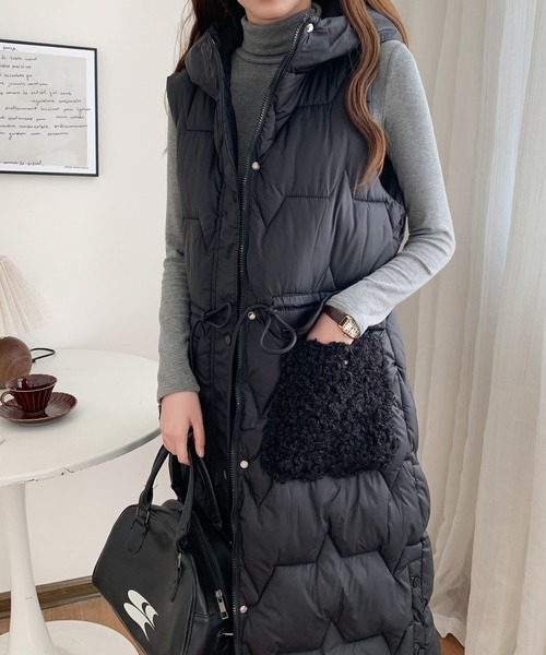 ABITOKYO（アビトーキョー）の「ボアポケット中綿フーディロングベスト（ダウンベスト・レディース・アイボリー/ブラック/ベージュ・FREE）」の17枚目の写真