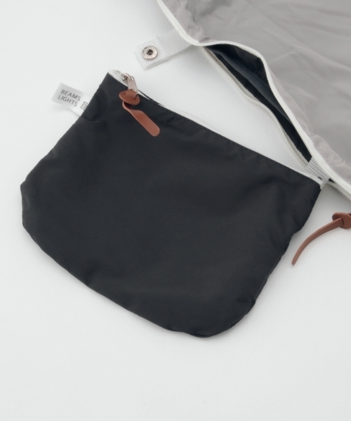 BEAMS LIGHTS Women's(ビームスライツ ウィメンズ)の「BEAMS LIGHTS / ポケッタブルショルダー(ショルダーバッグ・レディース・ライトグレー/ブラック・ONE SIZE)」の11枚目の写真