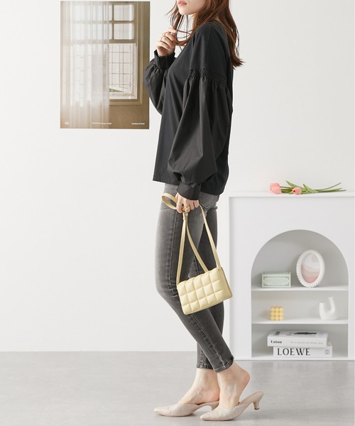 nissen(ニッセン)の「異素材切替パフスリーブカットソー(Tシャツ/カットソー・レディース・オフホワイト/ブラック・M/LL/S/L)」の8枚目の写真