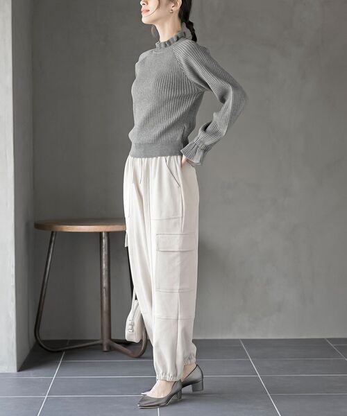 rps（アールピーエス）の「スエードポンチカーゴパンツ（カーゴパンツ・レディース・ベージュ系その他/ブラック系その他4/ブラック/モカ/ライトグレー/チャコールグレー/グレイッシュベージュ/アイボリー/ブラウン・フリー）」の11枚目の写真