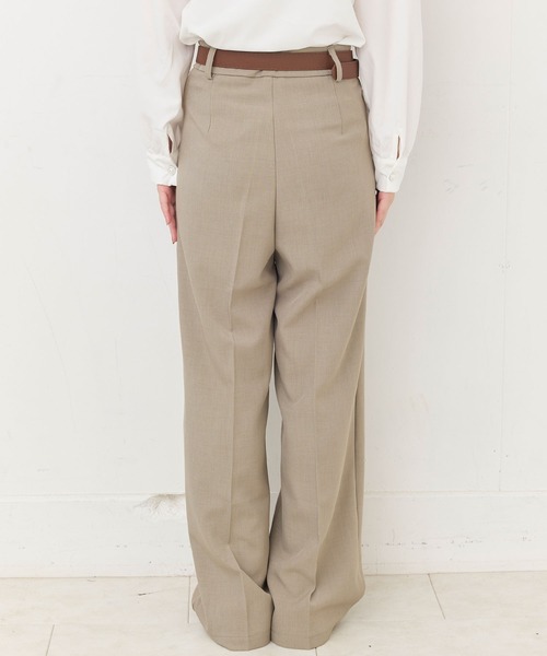 titty＆Co. PETIT（ティティアンドコープティ）の「【titty&Co.PETIT】【ZOZOTOWN限定アイテム】ハイウエストレッグパンツ（スラックス・レディース・ベージュ・FREE）」の7枚目の写真