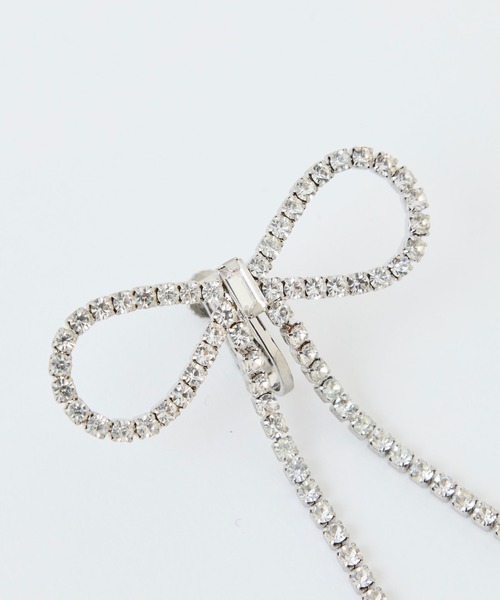 one after another NICE CLAUP（ワンアフターアナザーナイスクラップ）の「【ribbon collection】ラインストーンリボンイヤリング（イヤリング・レディース・シルバー系その他・FREE）」の3枚目の写真