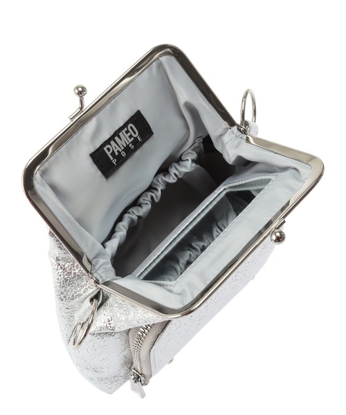 PAMEO POSE(パメオポーズ)の「My Maid Charming Heart Metalic(ショルダーバッグ・レディース・シルバー/ピンク・FREE)」の19枚目の写真
