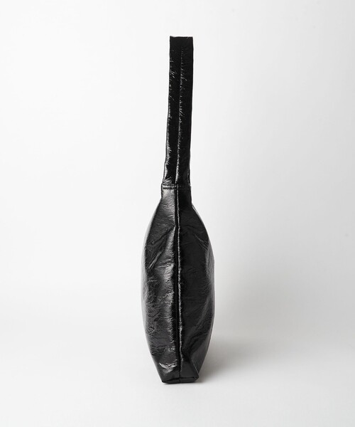BEAUTY&YOUTH UNITED ARROWS(ビューティーアンドユースユナイテッドアローズ)の「メタリック ビッグ ショルダーバッグ(ショルダーバッグ・レディース・シルバー/ブラック・FREE)」の10枚目の写真