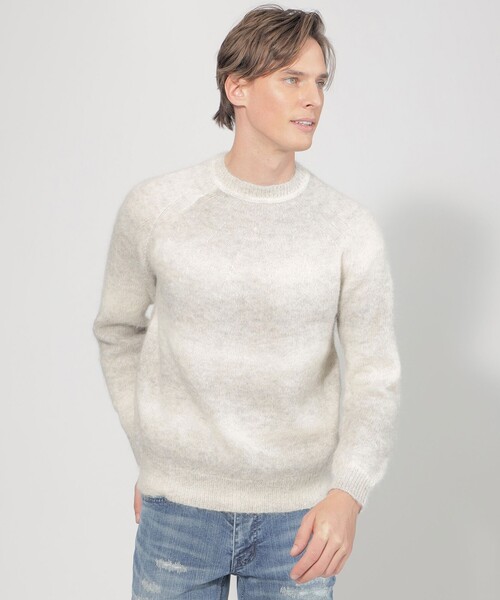 EPOCA UOMO(エポカウォモ)の「グラデーションアルパカニット(ニット/セーター・メンズ・オフホワイト/ブラック・46/48/50/52)」の2枚目の写真