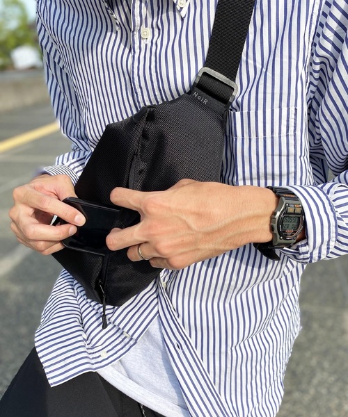 【希少・美品】ラディアル　ウエストポーチ　ボディーバッグ　ブラック NoiR ノアール Flask shoulder フラスクボディーバッグ（ボディ