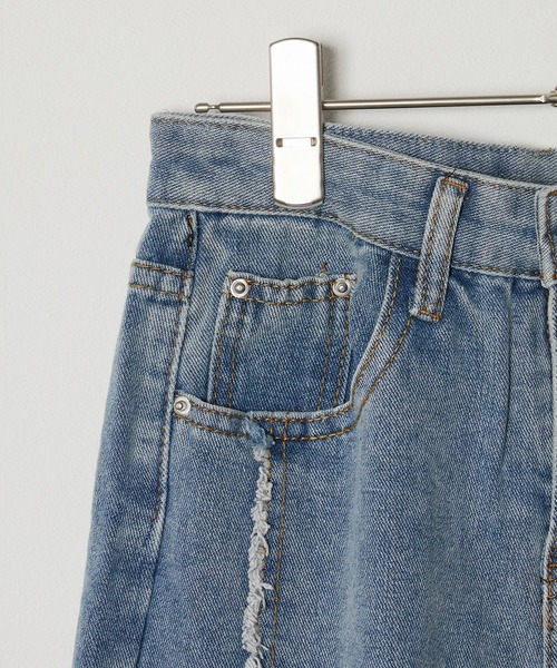 Chick（チック）の「【TAE×Chick】フリンジデニムパンツ（デニムパンツ・レディース・ブルー・M/S）」の3枚目の写真