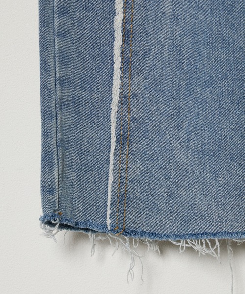 Chick（チック）の「【TAE×Chick】フリンジデニムパンツ（デニムパンツ・レディース・ブルー・M/S）」の5枚目の写真