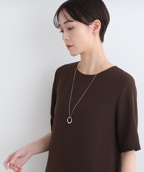 INDIVI（インディヴィ）の「◆Cデザインワントップ ロングネックレス（ネックレス・レディース・シルバー/ゴールド・00）」の7枚目の写真