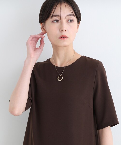 INDIVI（インディヴィ）の「◆Cデザインワントップ ロングネックレス（ネックレス・レディース・シルバー/ゴールド・00）」の9枚目の写真