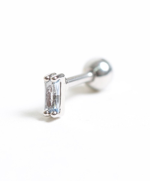 Peony(ピオニー)の「【Peony/ピオニー】/サージカルステンレス 316L スクエアスタッドピアス(ピアス(片耳用)・レディース・ゴールド系4/ゴールド系3/ゴールド系2/ゴールド系1/ゴールド系その他5/ゴールド系その他4/ゴールド系その他3/ゴールド系その他2/シルバー系その他4/シルバー系その他3/シルバー系その他2/ゴールド系その他/シルバー系その他/シルバー系その他5/ゴールド系5・FREE)」の3枚目の写真